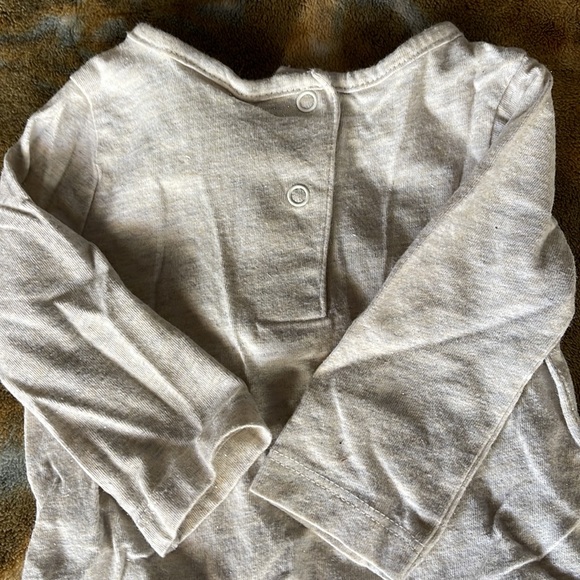 Baby girl size 3M OshKosh B’Gosh outfit - Picture 4 of 5